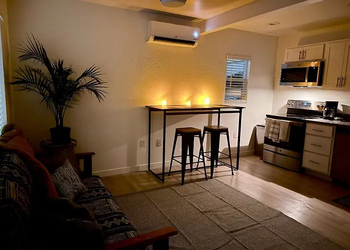 Violet Casita * Tempe